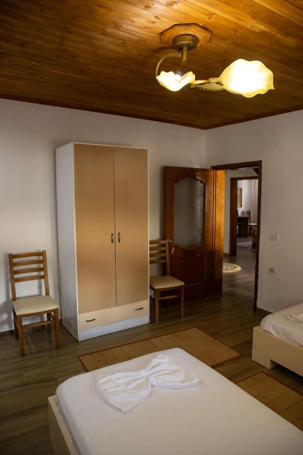 Apartament Eni Entire Parking On Site