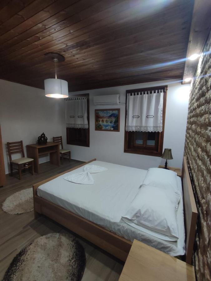 Eni Entire Appartement *