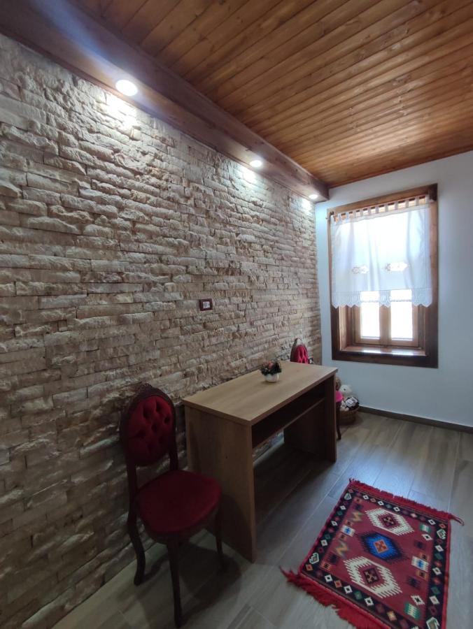Eni Entire Appartement