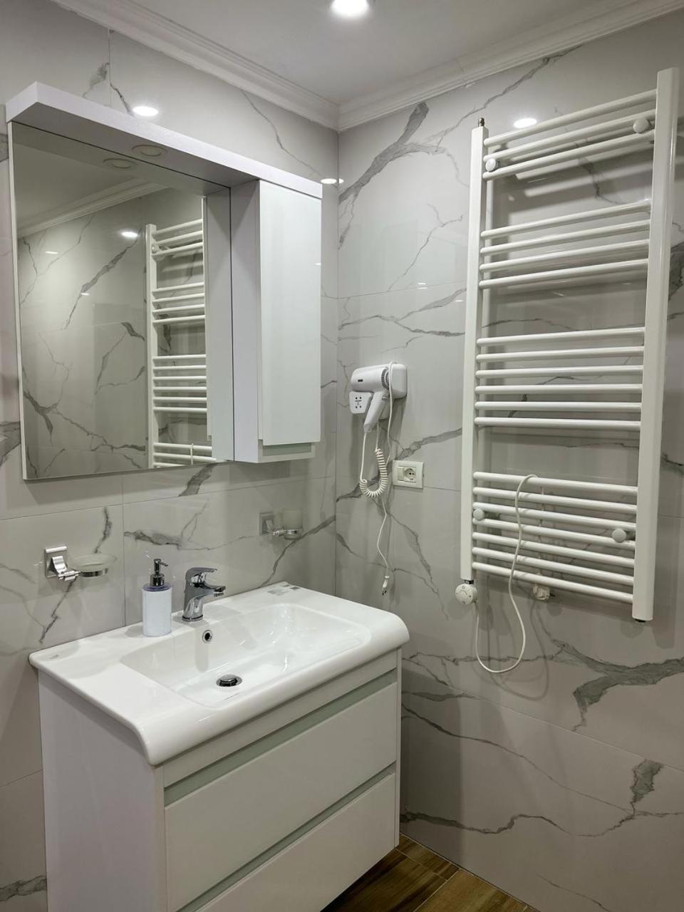 Eni Entire Appartement