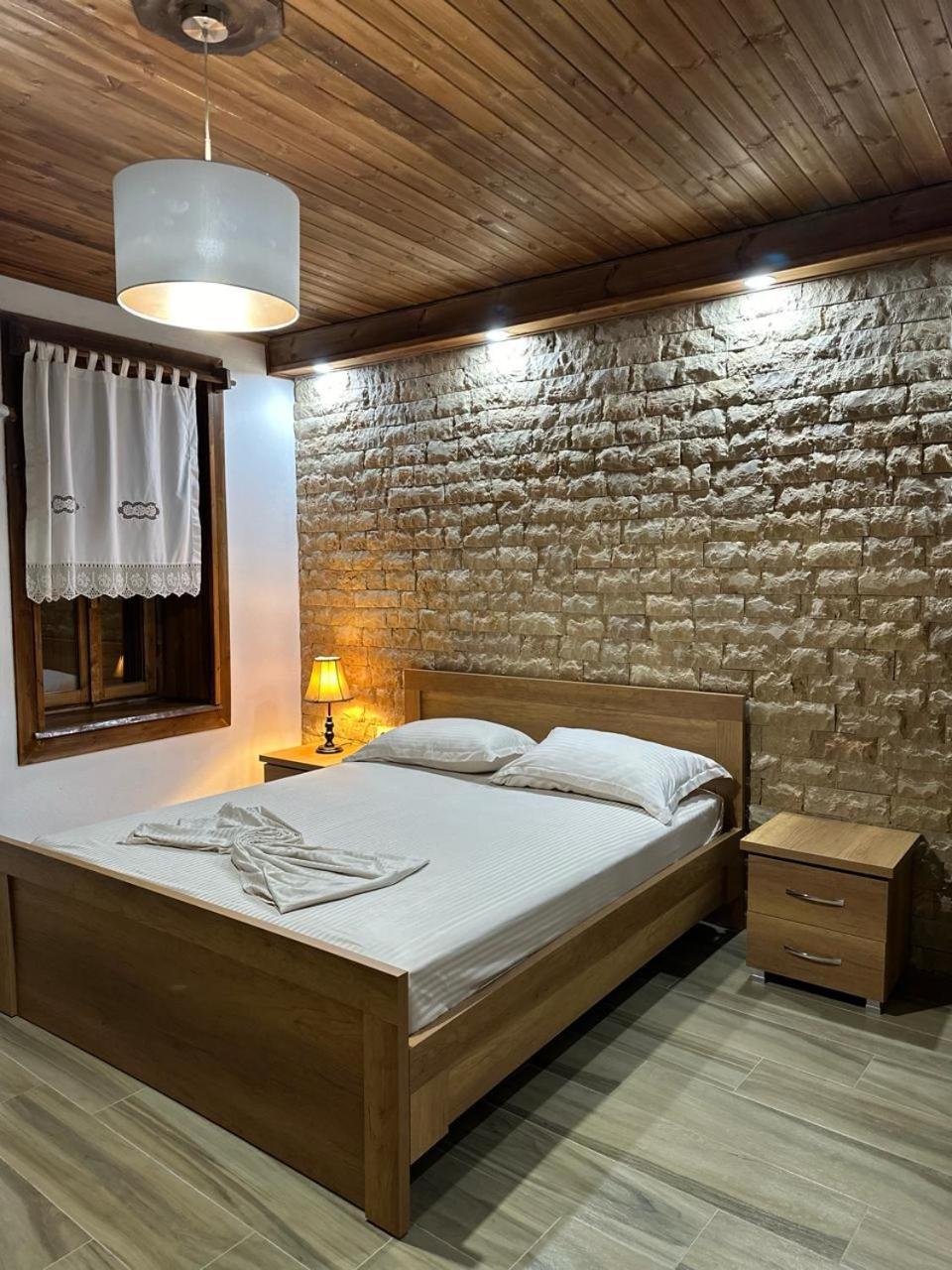 Appartement Eni Entire *